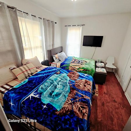 Divine Villa & Resorts Guest House - 283 Lehigh Ave Ньюарк Экстерьер фото